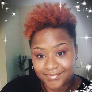 Meet your Posher, Evelyn